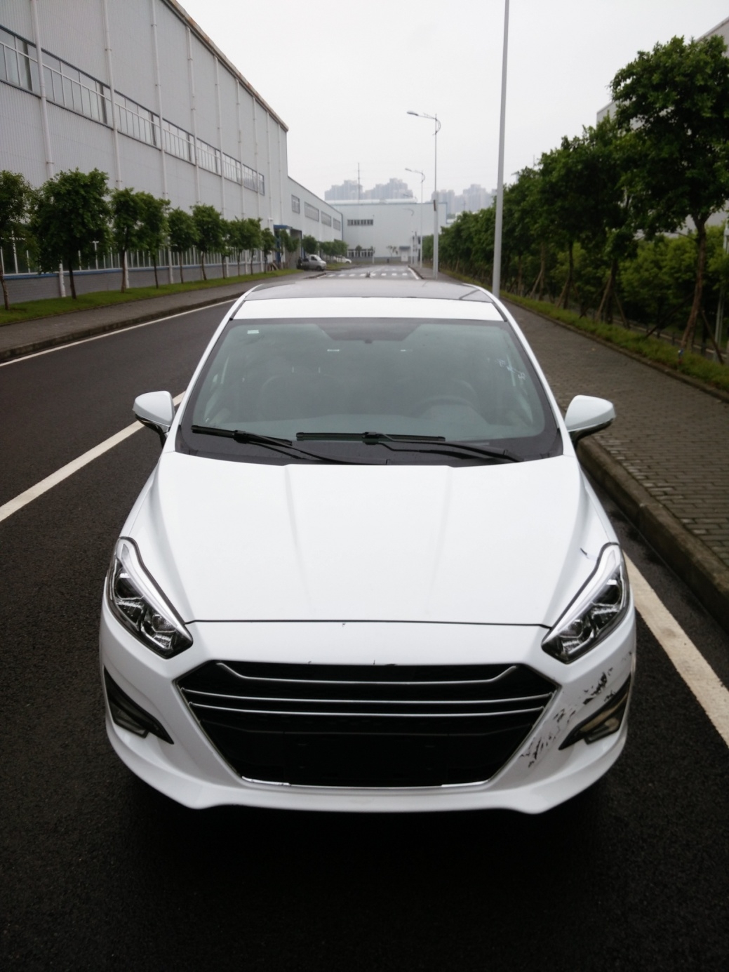 圖片背后的引擎聲 一窺汽車之家視覺文化與社群生活